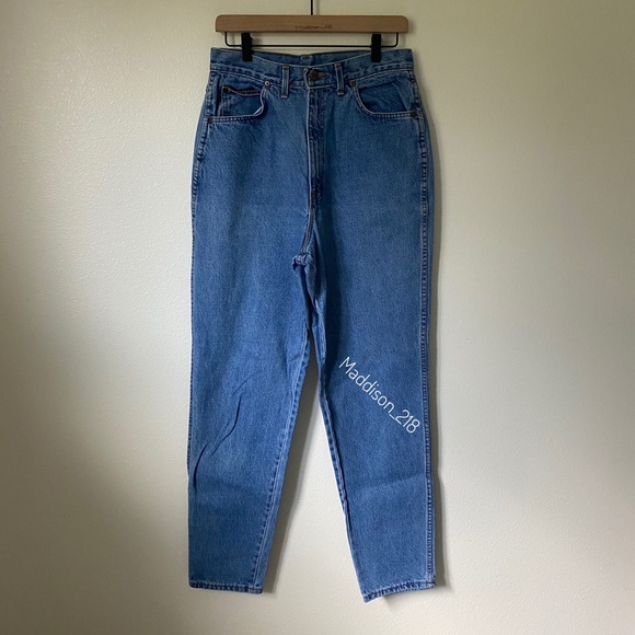 CHIC Vintage High Rise Mom Jeans Tapered Leg 30” waist - Picture 4 of 10